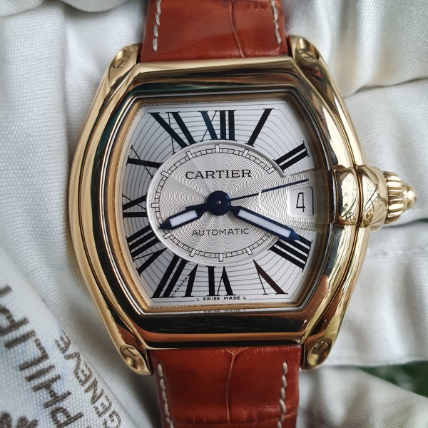 Đồng hồ vàng thụy sĩ Cartier Roadster 2524